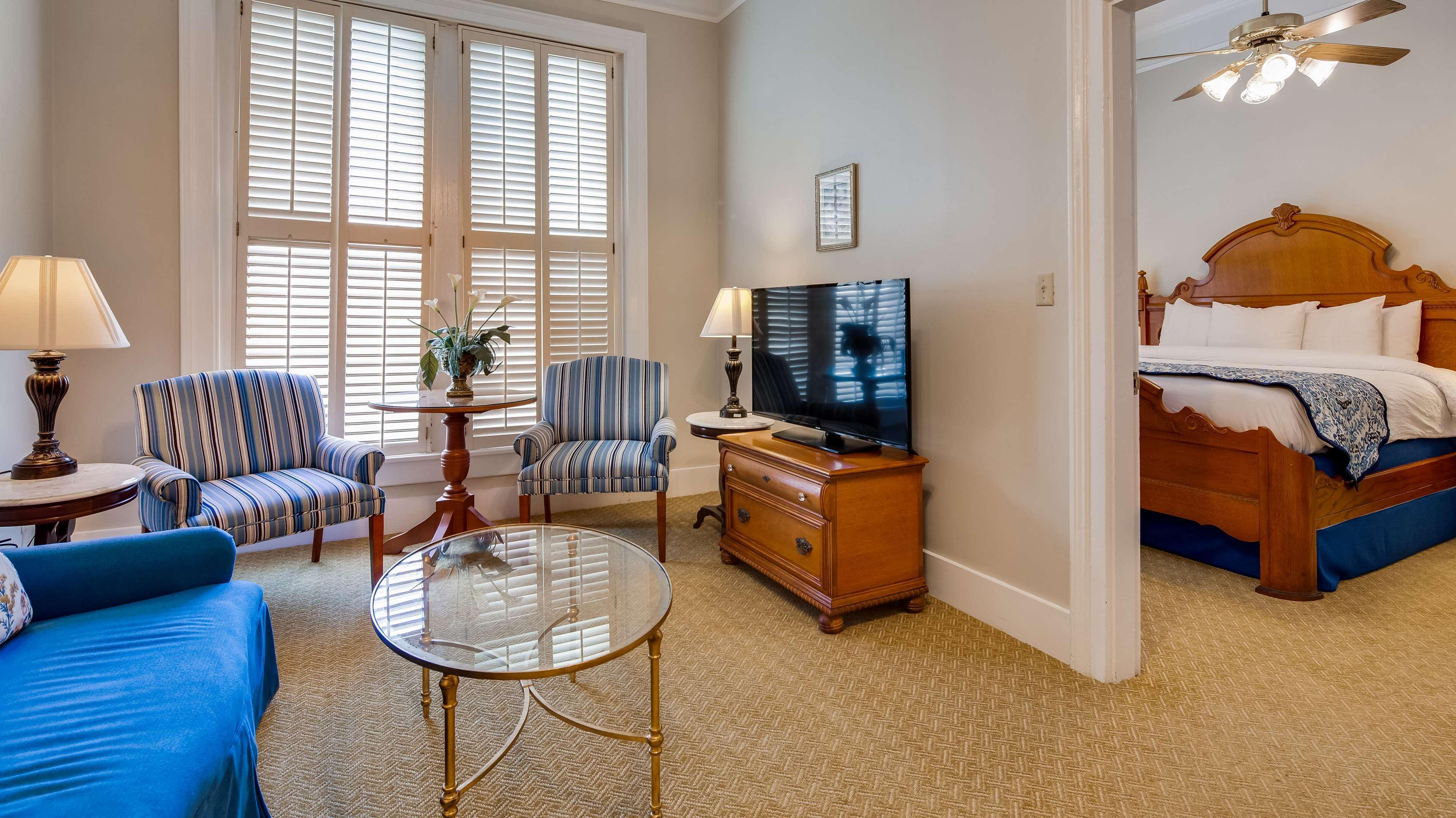 Windsor Hotel, Ascend Hotel Collection Americus Bagian luar foto