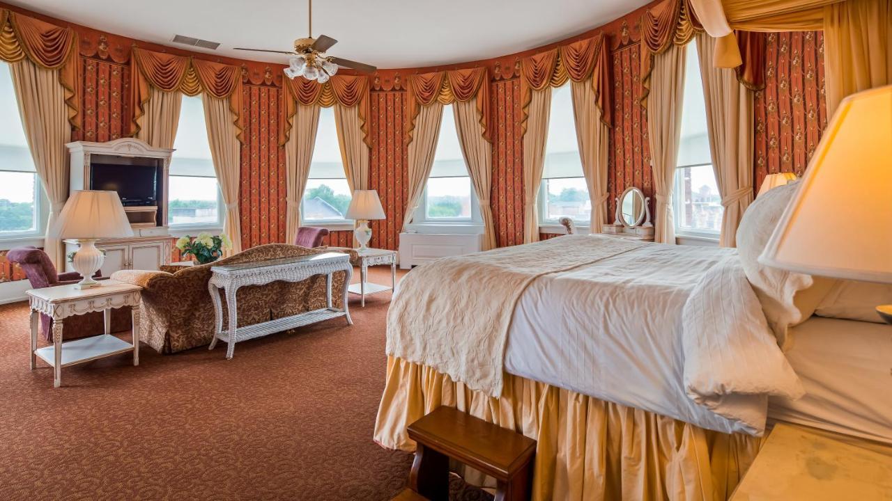 Windsor Hotel, Ascend Hotel Collection Americus Bagian luar foto
